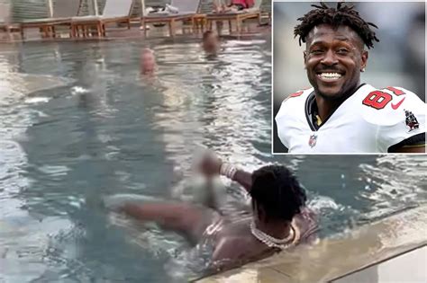 antonio brown pool video twitter|Antonio Brown goes after media following video of exposing。